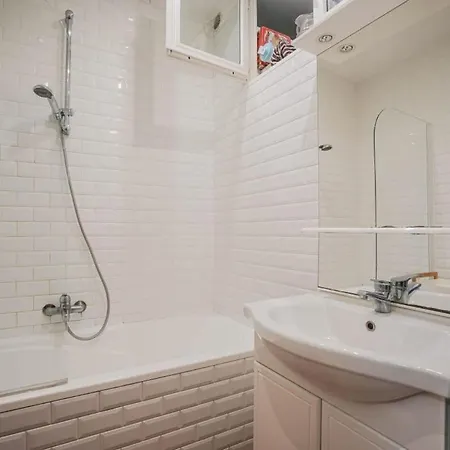 Apartment Bohemian 1br In Montmartre *