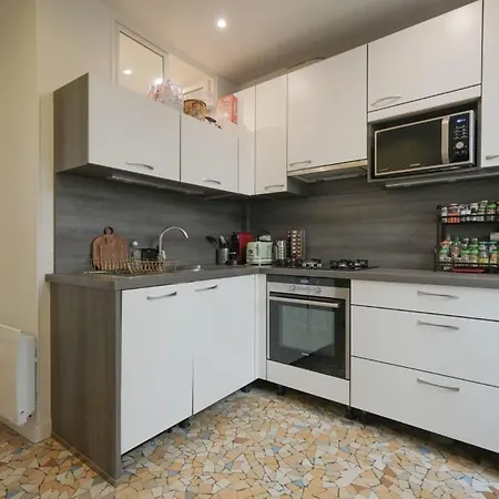 Apartment Bohemian 1br In Montmartre Paris