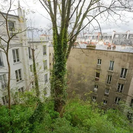 Bohemian 1br In Montmartre *