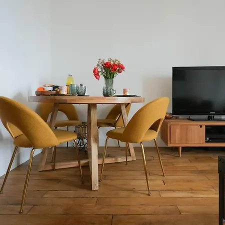 Bohemian 1br In Montmartre